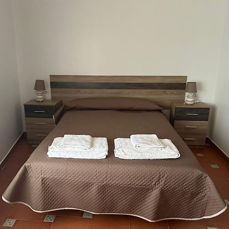 Villa Duplex En San Bartolomé de la Torre Esterno foto